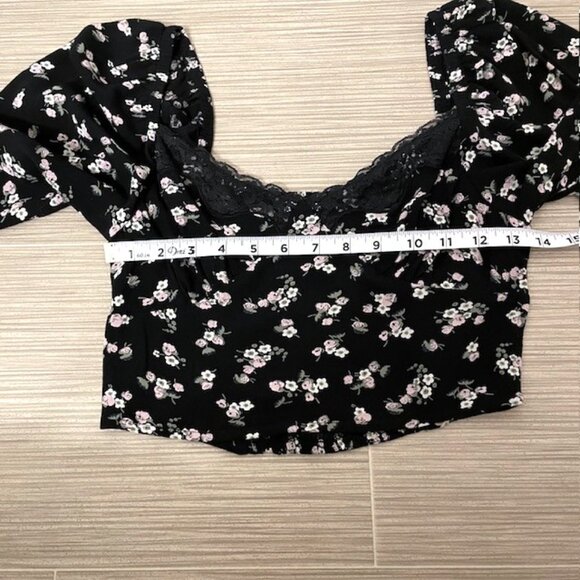 NWOT BP Lace Trim Dark Floral Long Sleeve Crop Top Blouse Size XS - Picture 12 of 13